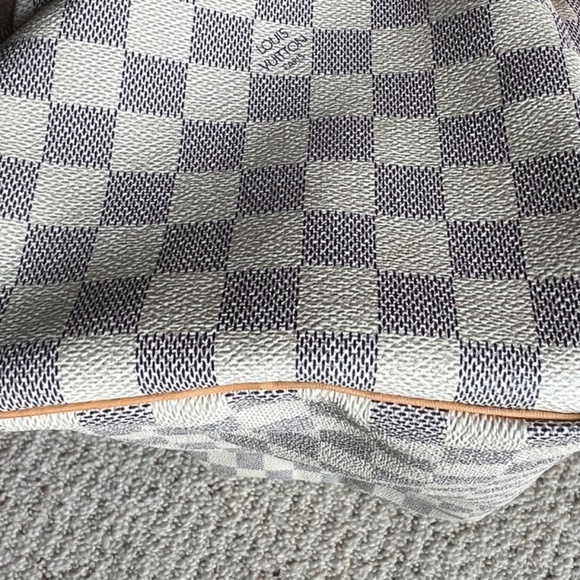 Louis Vuitton Damier Azur Speedy 30 - Picture 7 of 11